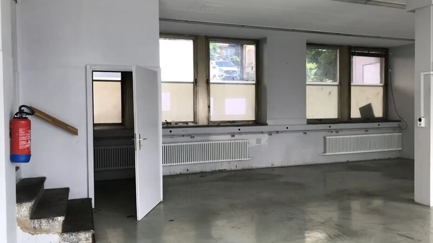 Gewerbe mieten - Rue Numa-Droz 142, 2300 La Chaux-de-Fonds - Foto 3