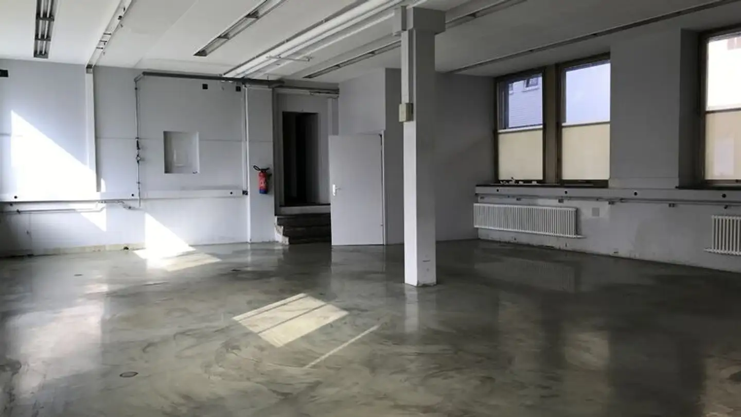 Gewerbe mieten - Rue Numa-Droz 142, 2300 La Chaux-de-Fonds - Foto 4