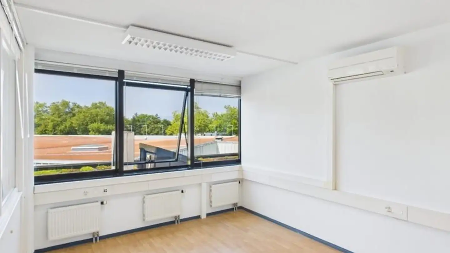 Office space for rent - Avenue Des Baumettes 3, 1020 Renens VD - Photo 4