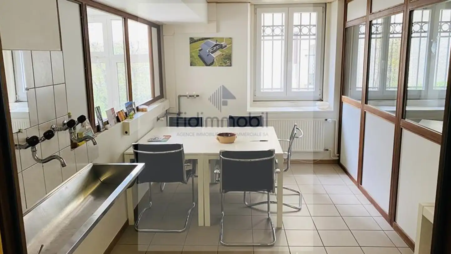 Commerciale in affitto - Rue Jardinière 107, 2300 La Chaux-de-Fonds - Foto 2
