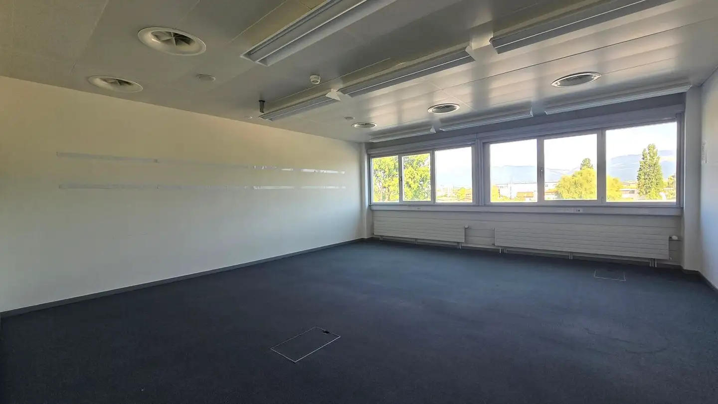 Office space for rent - Avenue Des Sports 42, 1400 Yverdon-les-Bains - Photo 4