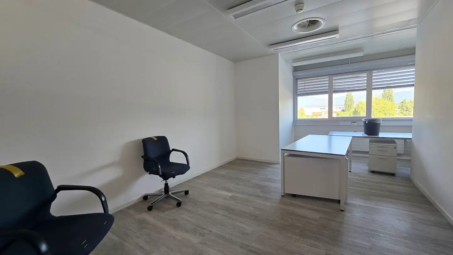 Office space for rent - Avenue Des Sports 42, 1400 Yverdon-les-Bains - Photo 2