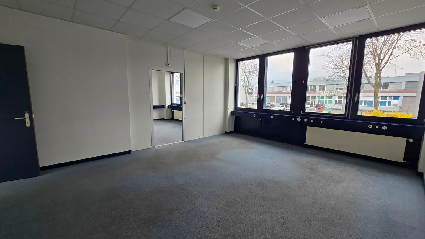 Office space for rent - Avenue Des Sports 42, 1400 Yverdon-les-Bains - Photo 4
