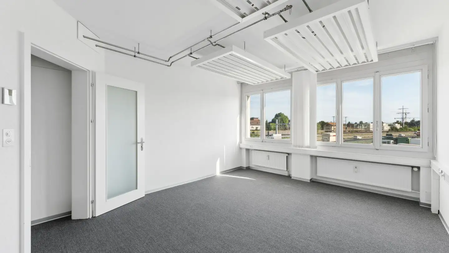 Bürofläche mieten - Moosstrasse 11, 3322 Urtenen-Schönbühl - Foto 2