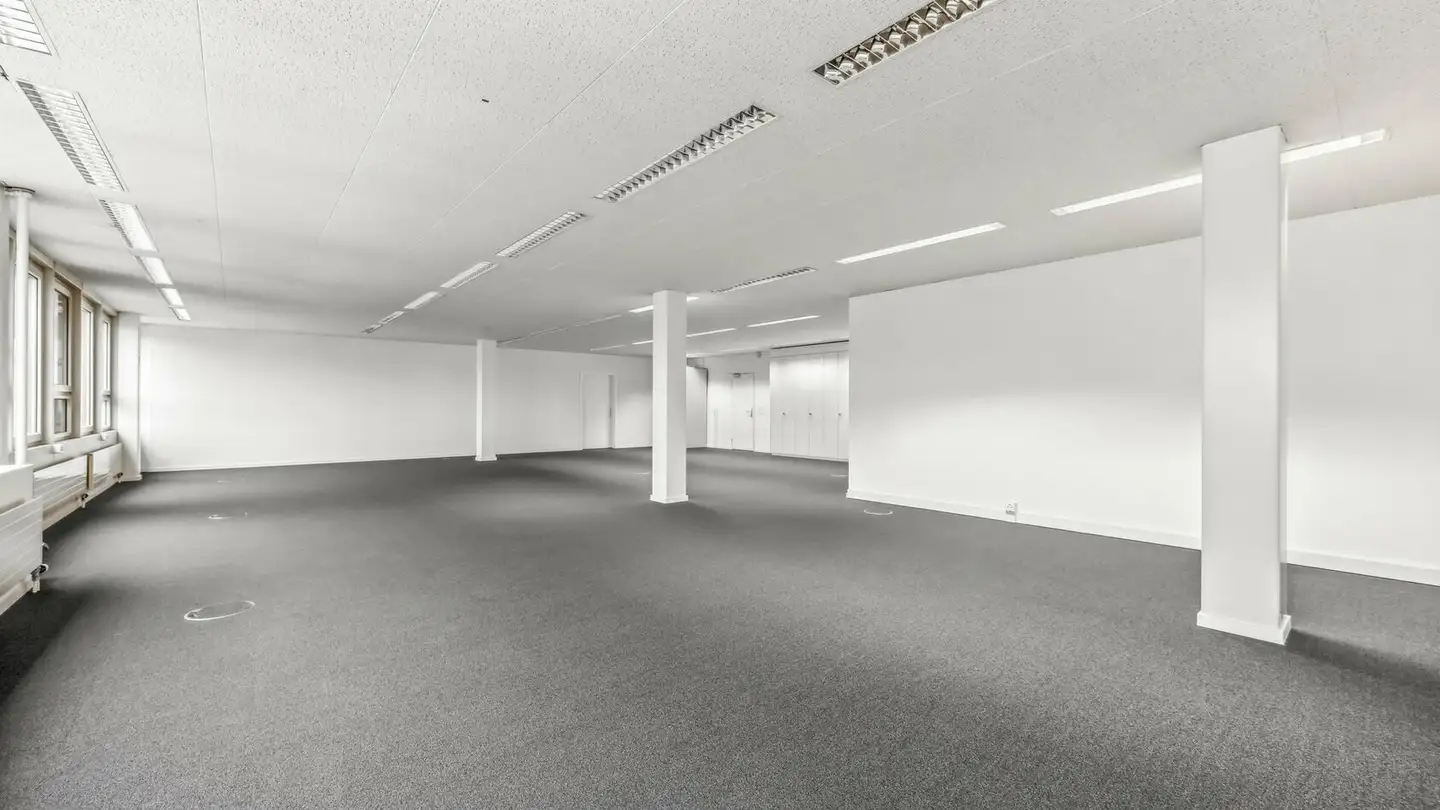 Bureau à louer - Bahnstrasse 58, 8105 Regensdorf - Photo 2
