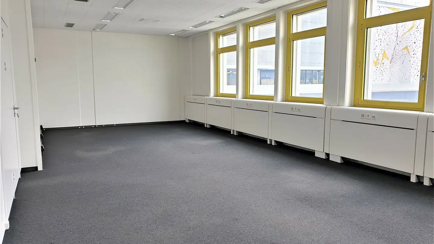 Bureau à louer - Rue Du Pré-De-La-Fontaine 8, 1242 Satigny - Photo 2