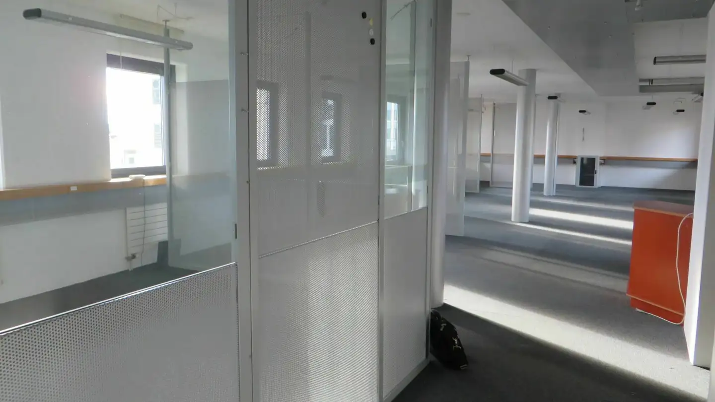 Bureau à louer - Bahnhofstrasse 11, 8630 Rüti ZH - Photo 3