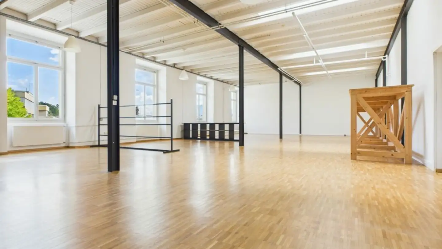 Geschäft mieten - Amstutzstrasse 3a, 6010 Kriens