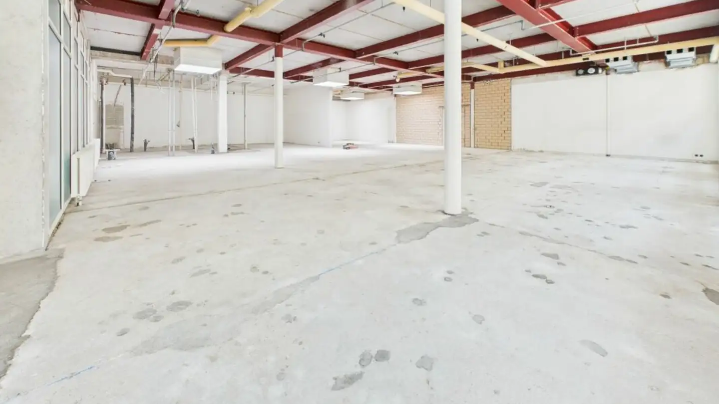 Shop for rent - Zugerstrasse 15, 6330 Cham - Photo 4