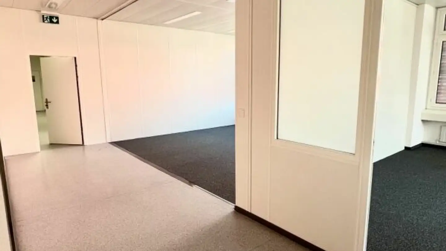 Bürofläche mieten - Industriestrasse 25, 8604 Volketswil - Foto 4