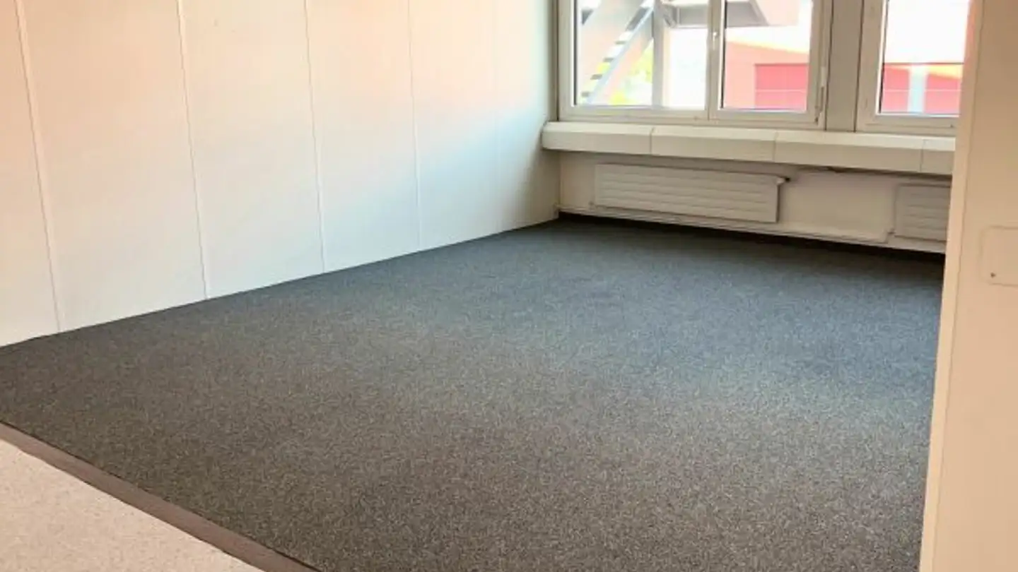 Bürofläche mieten - Industriestrasse 25, 8604 Volketswil
