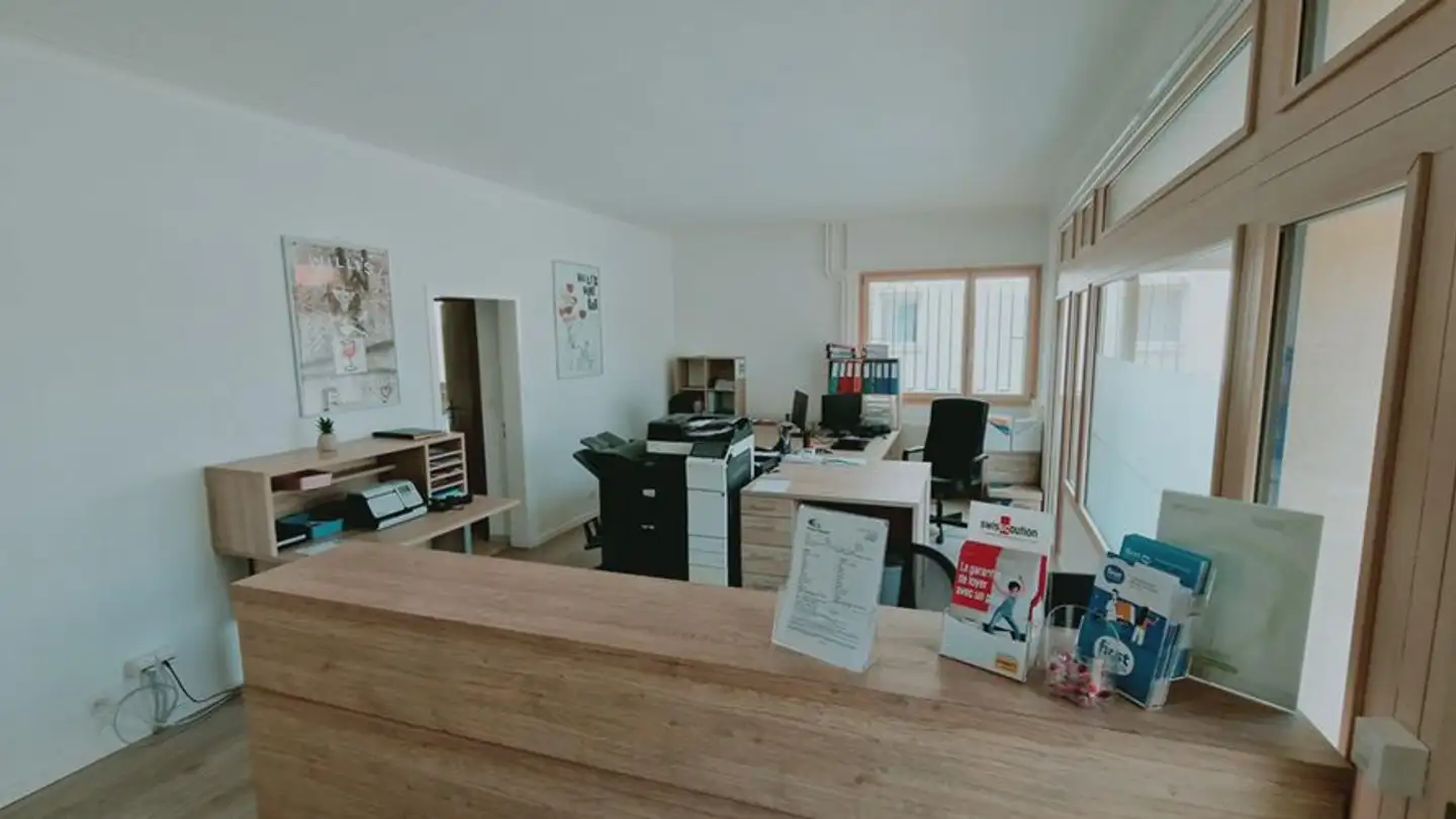Bureau à louer - Rue Du 23-Juin 28, 2822 Courroux