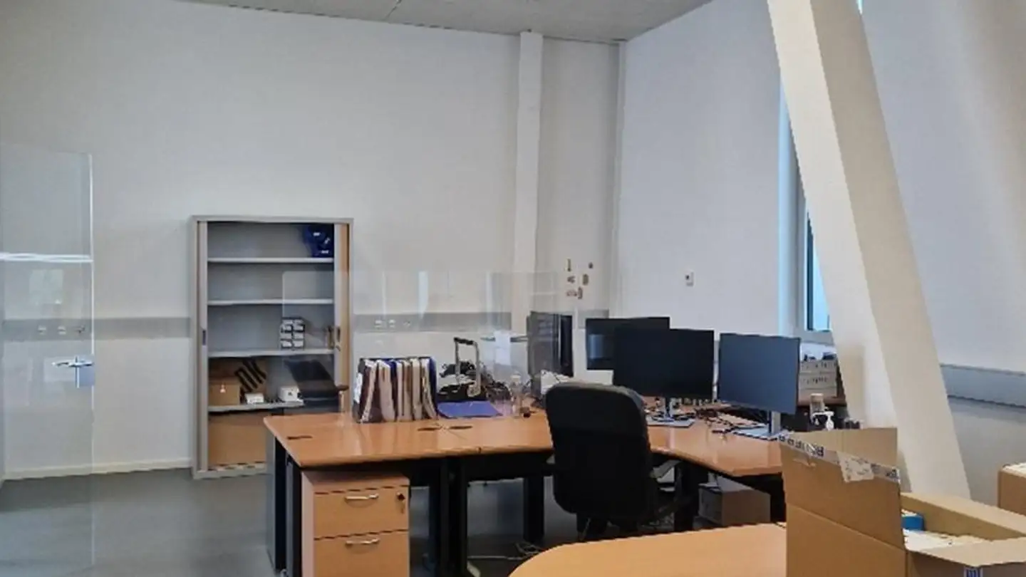 Bureau à louer - 1242 Satigny - Photo 2