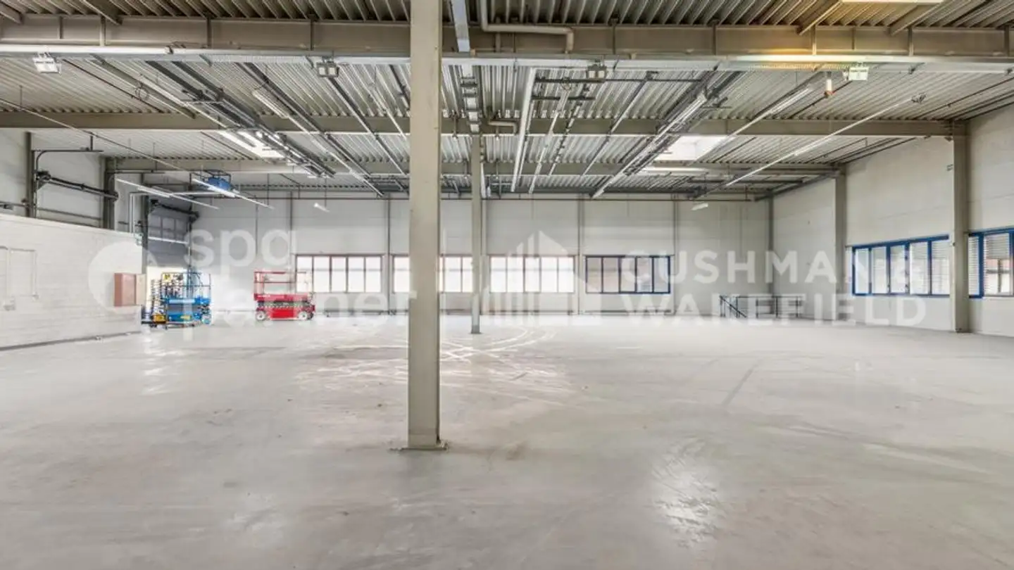 Commercial for rent - Rue Du Collège 43, 2300 La Chaux-de-Fonds - Photo 4