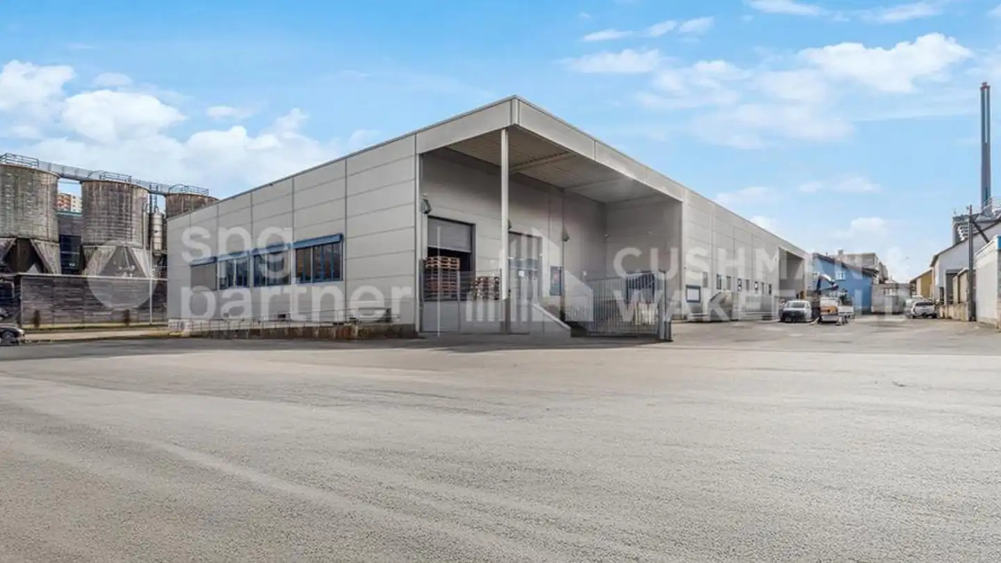 Commercial à louer - Rue Du Collège 43, 2300 La Chaux-de-Fonds
