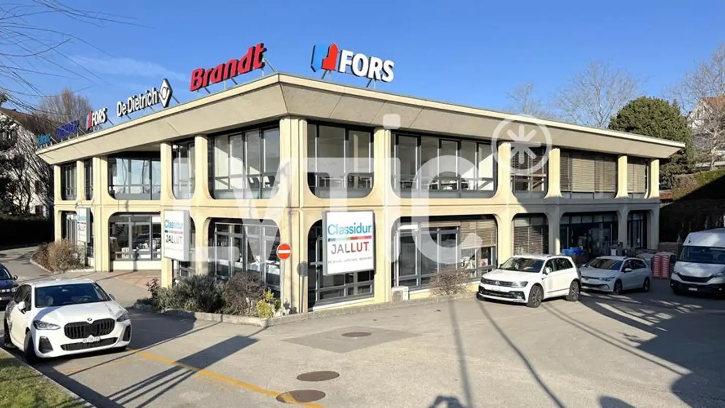 Commercial à louer - 1023 Crissier