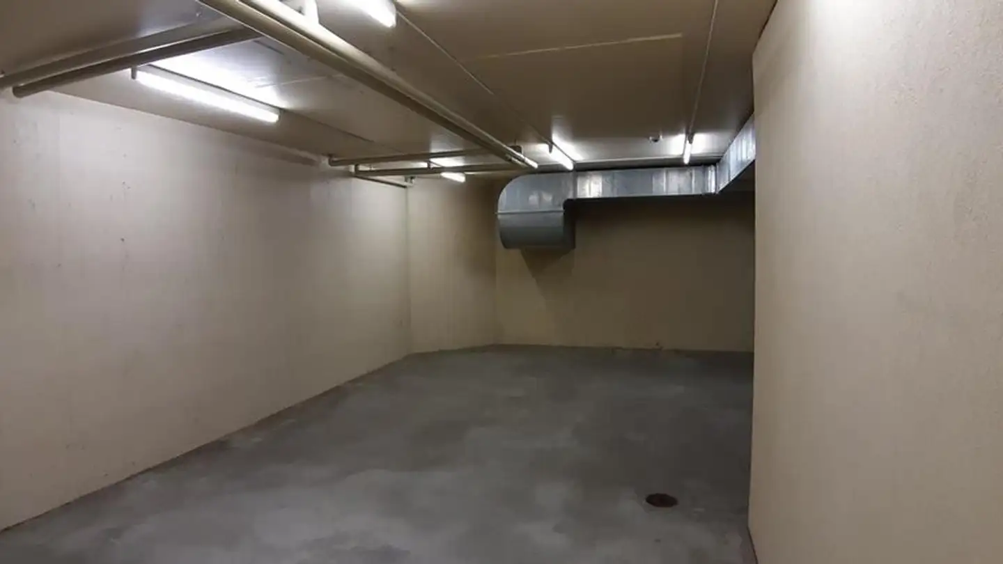 Storage space for rent - Avenue De Savoie 10, 1003 Lausanne