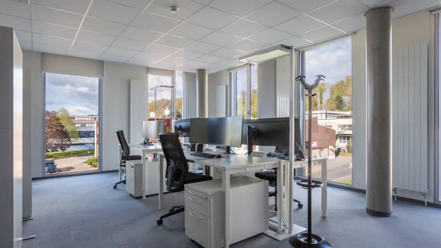 Office space for rent - En Budron E 5, 1052 Le Mont-sur-Lausanne