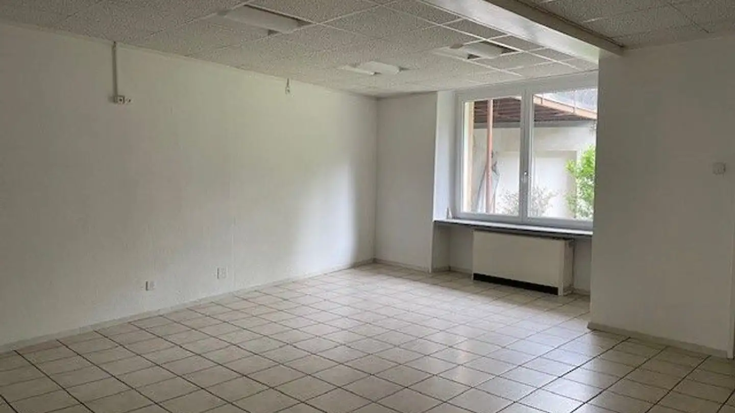 Commercial for rent - Rue Des Moulins 5, 1400 Yverdon-les-Bains - Photo 2