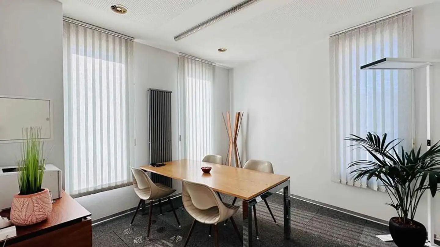 Shop for rent - 3960 Sierre - Photo 3