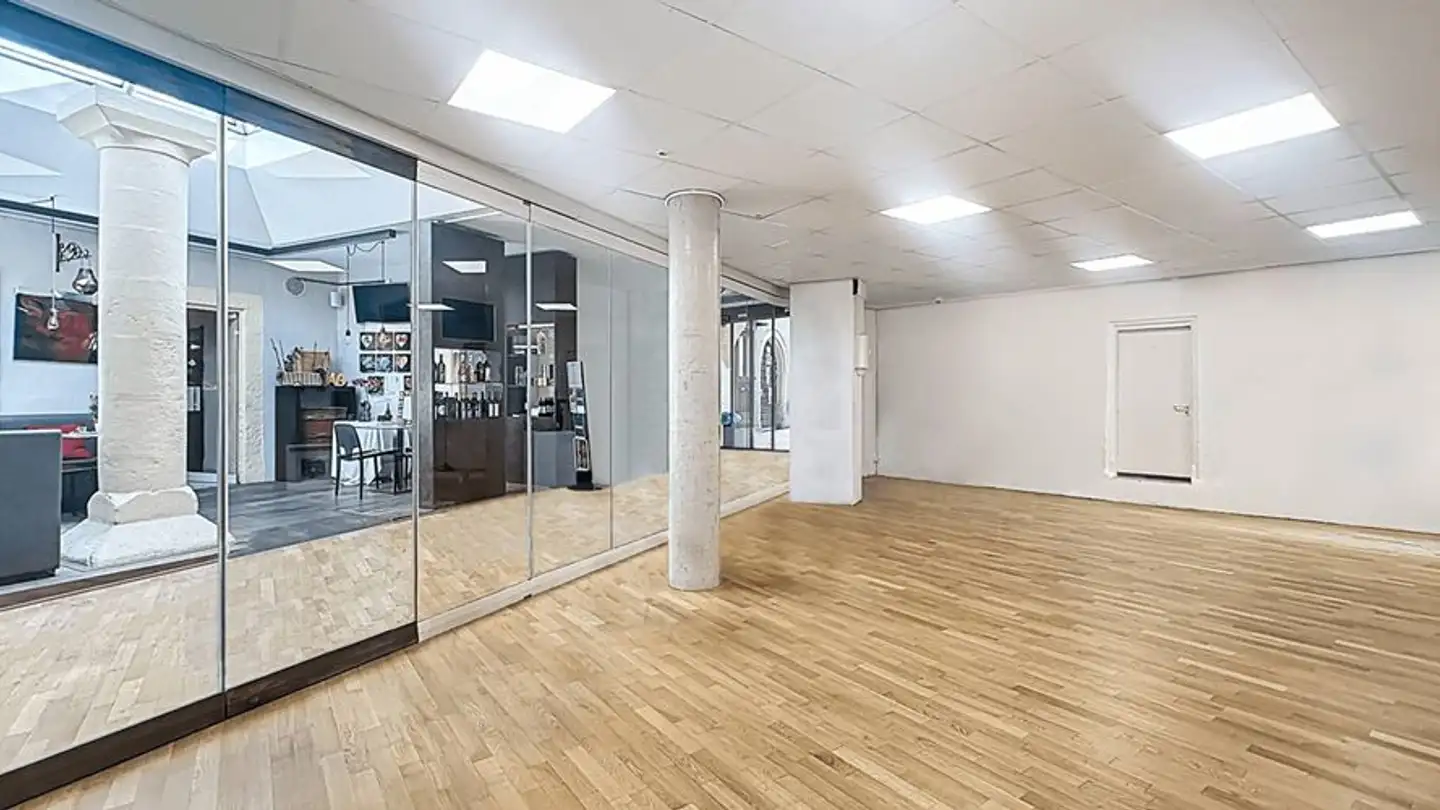 Shop for rent - 2000 Neuchâtel - Photo 3