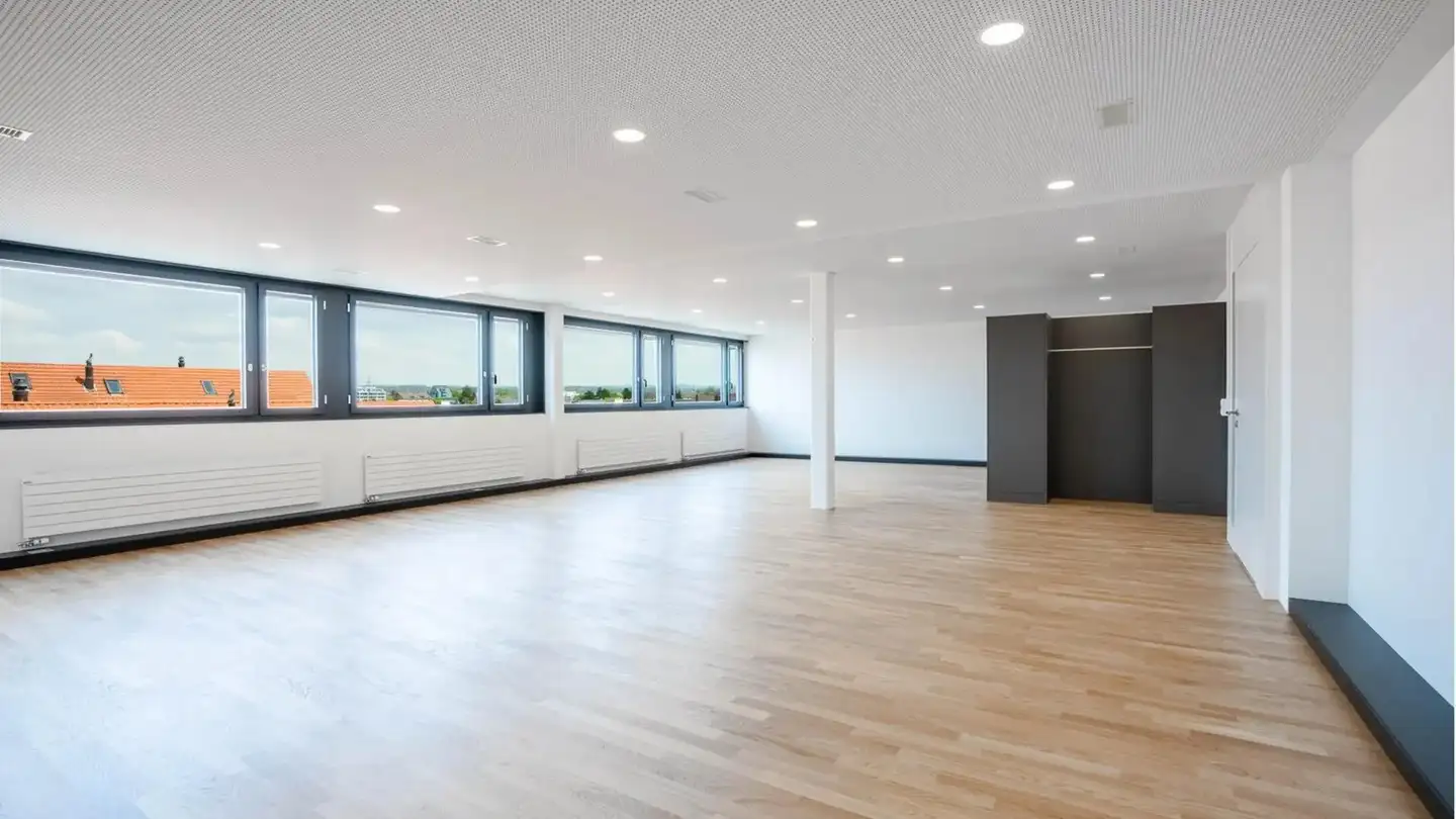 Office space for rent - Adlerstrasse 1, 8600 Dübendorf - Photo 2