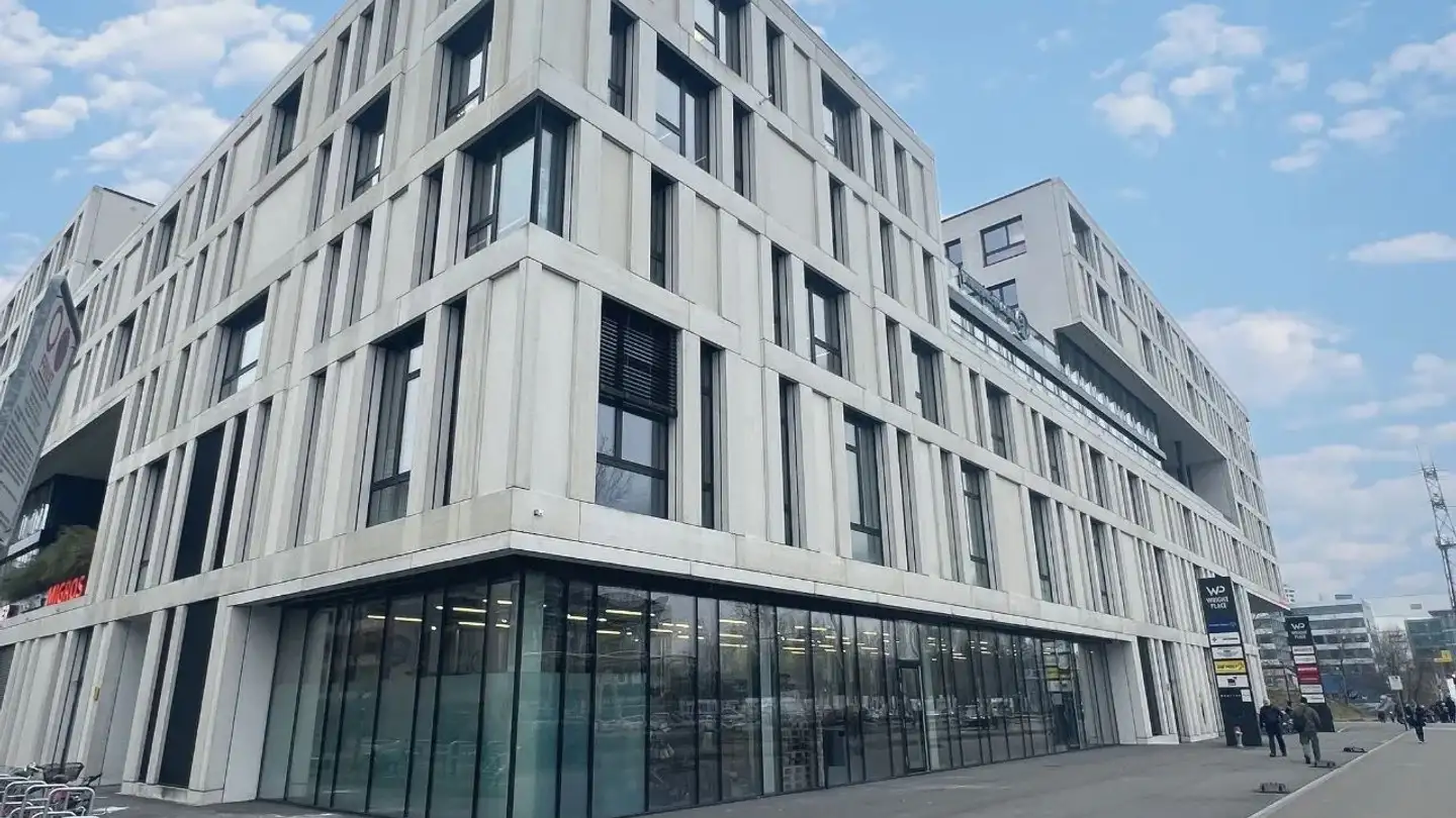 Shop for rent - Thurgauerstrasse 108, 8152 Glattpark (Opfikon)