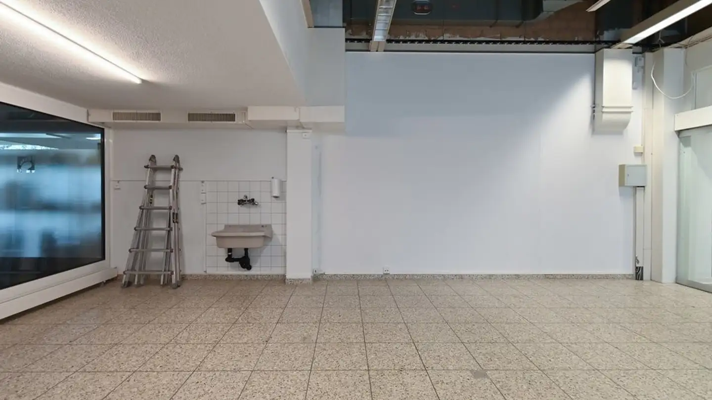 Shop for rent - Friedhofstrasse 2, 5610 Wohlen AG - Photo 4