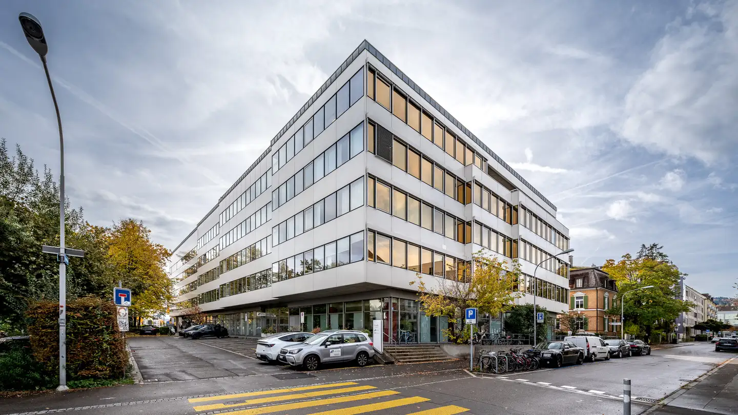 Office space for rent - Altstetterstrasse 124, 8048 Zürich - Photo 3