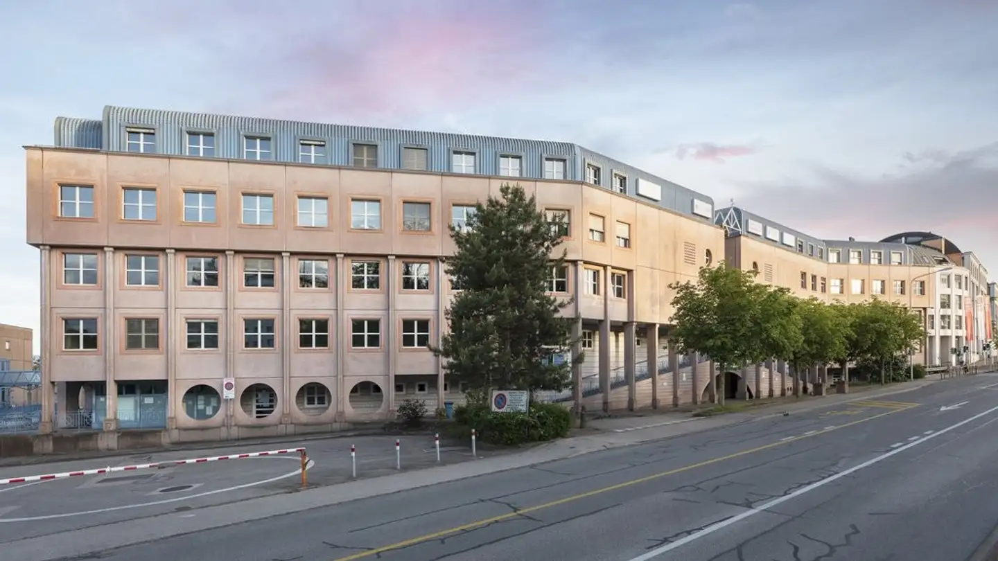 Bürofläche mieten - Avenue Reverdil 4, 1260 Nyon