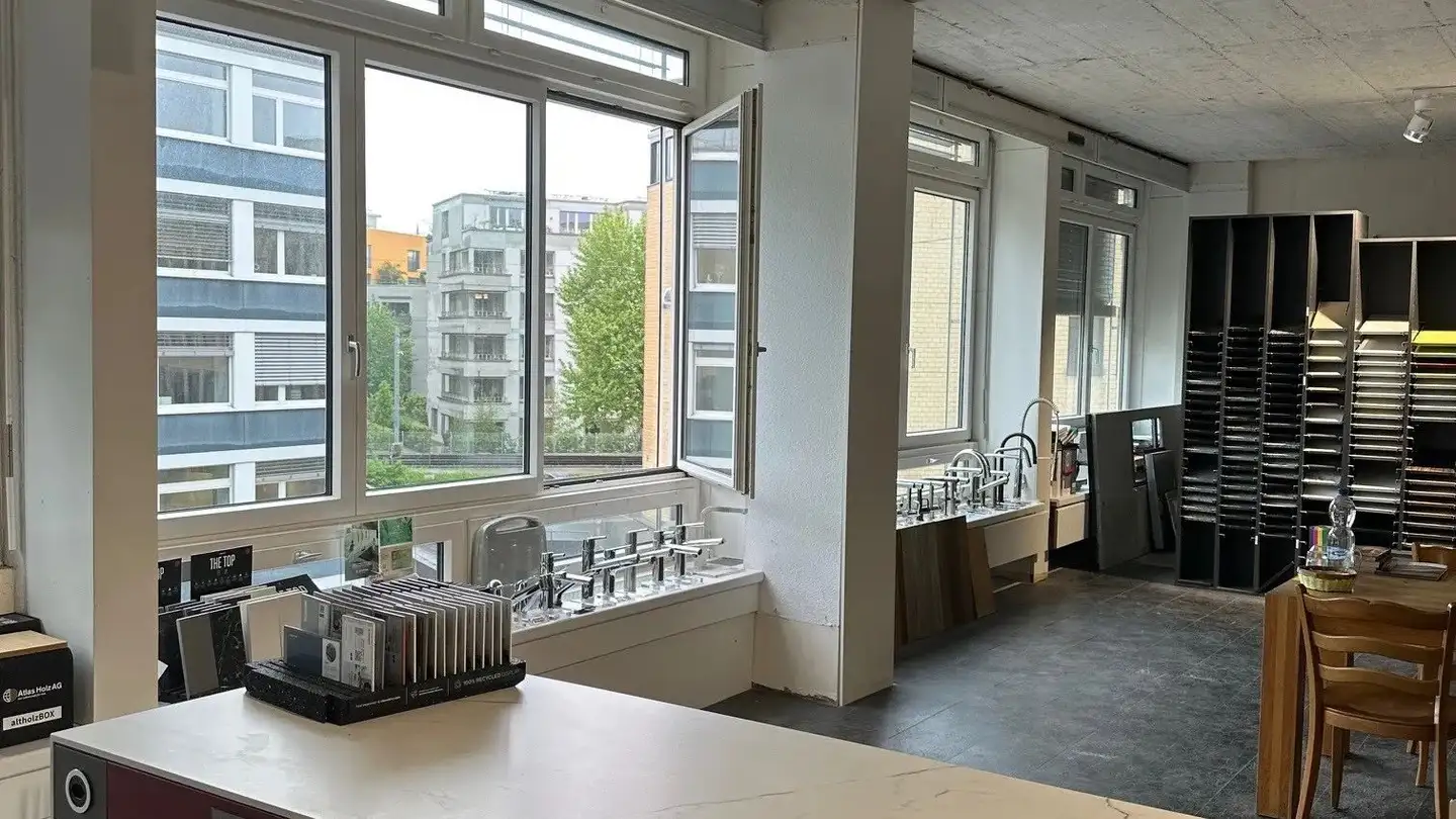Office space for rent - Räffelstrasse 11, 8045 Zürich