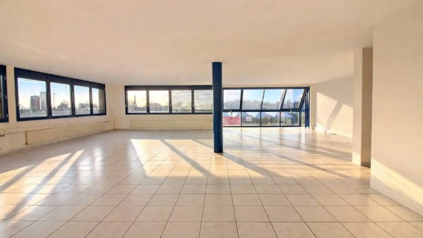 Bureau à louer - Rue De Riant-Coteau 11, 1196 Gland - Photo 2