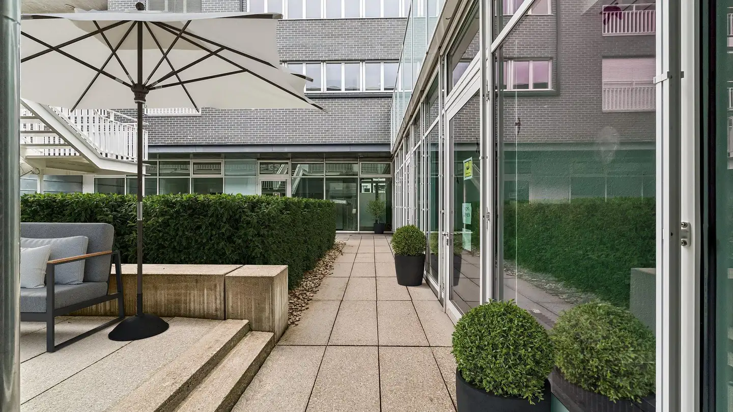 Bureau à louer - Binzmühlestrasse 95, 8050 Zürich