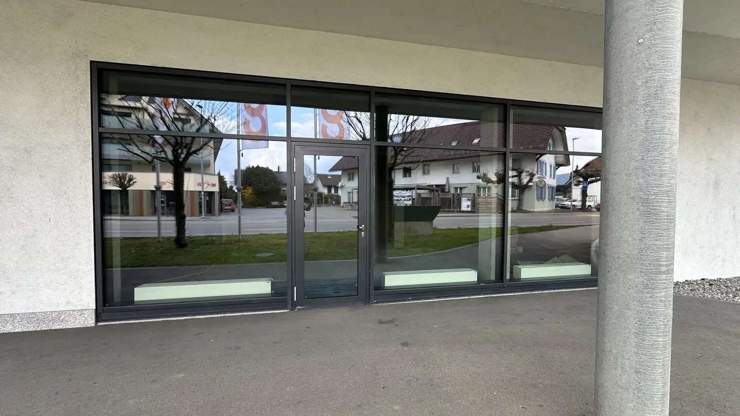 Magasin à louer - Wydenpark 1, 2557 Studen BE - Photo 4