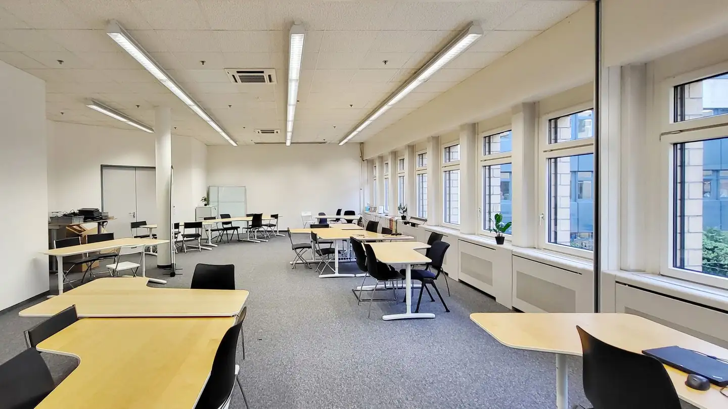 Bureau à louer - Hintermättlistrasse 1, 5506 Mägenwil - Photo 2