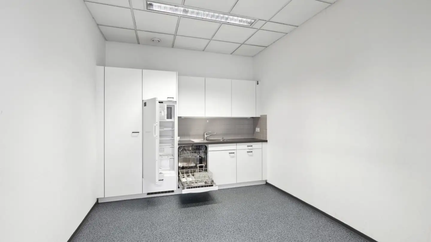Office space for rent - Blegistrasse 11b, 6340 Baar - Photo 3