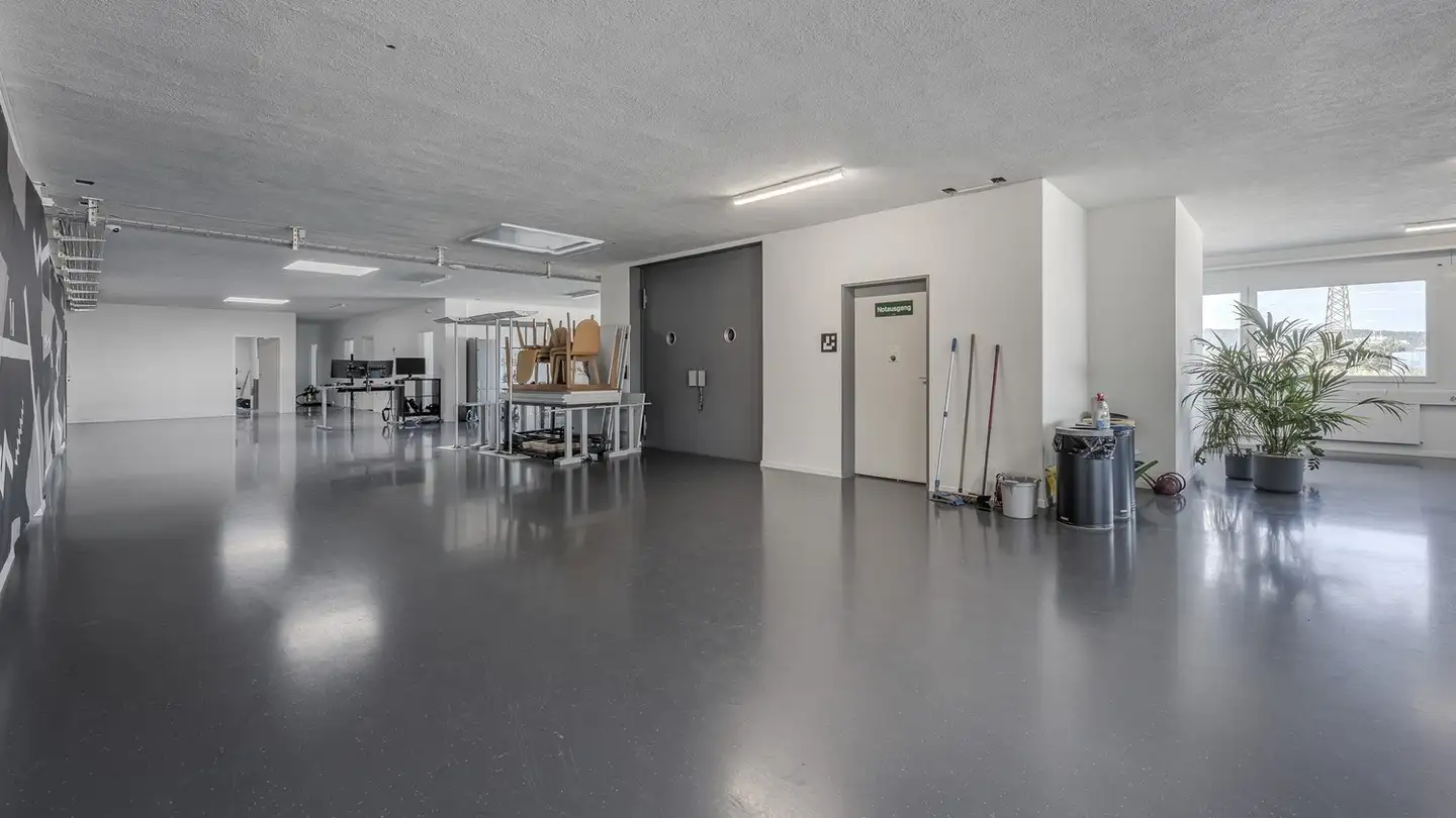 Commerciale in affitto - Riedwiesenstrasse 23, 8305 Dietlikon - Foto 2