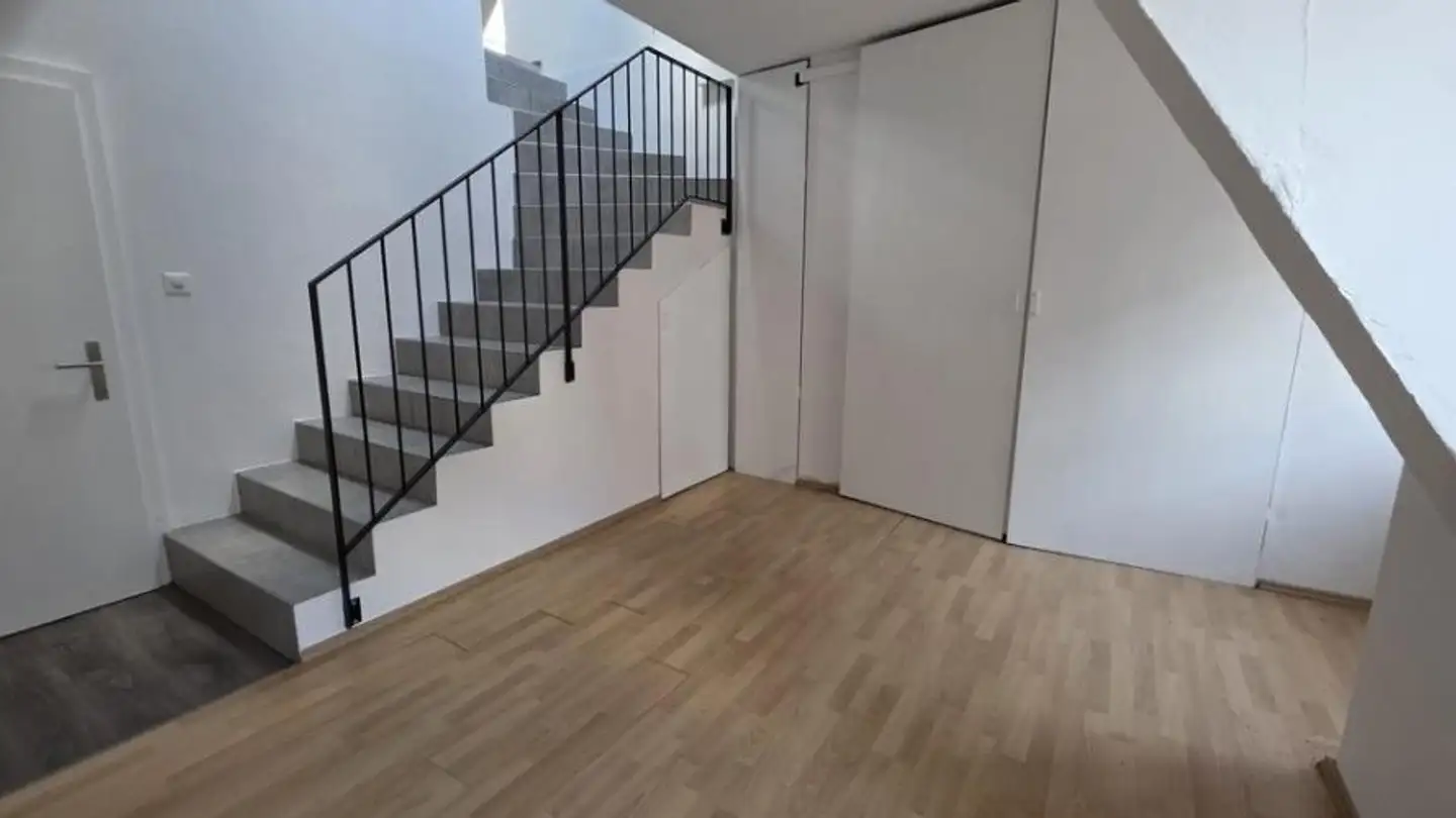 Gewerbe mieten - Rue Henry-Grandjean 5, 2400 Le Locle - Foto 2