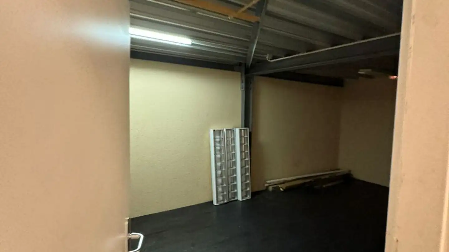 Gewerbe mieten - Kanalstrasse 17, 4415 Lausen - Foto 2