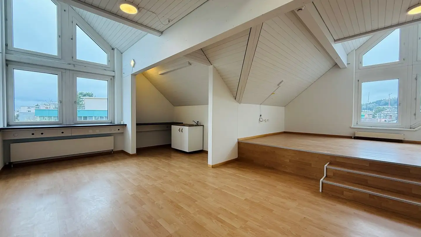 Bürofläche mieten - Bahnhofstrasse 3, 8965 Berikon - Foto 2