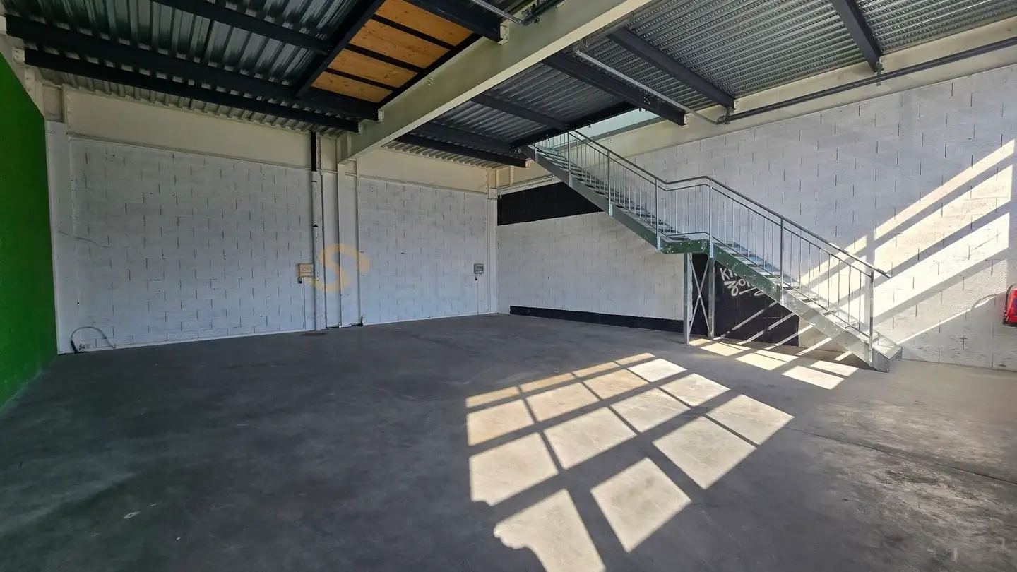 Commercial for rent - Route de l'Industrie 13, 1860 Aigle - Photo 2
