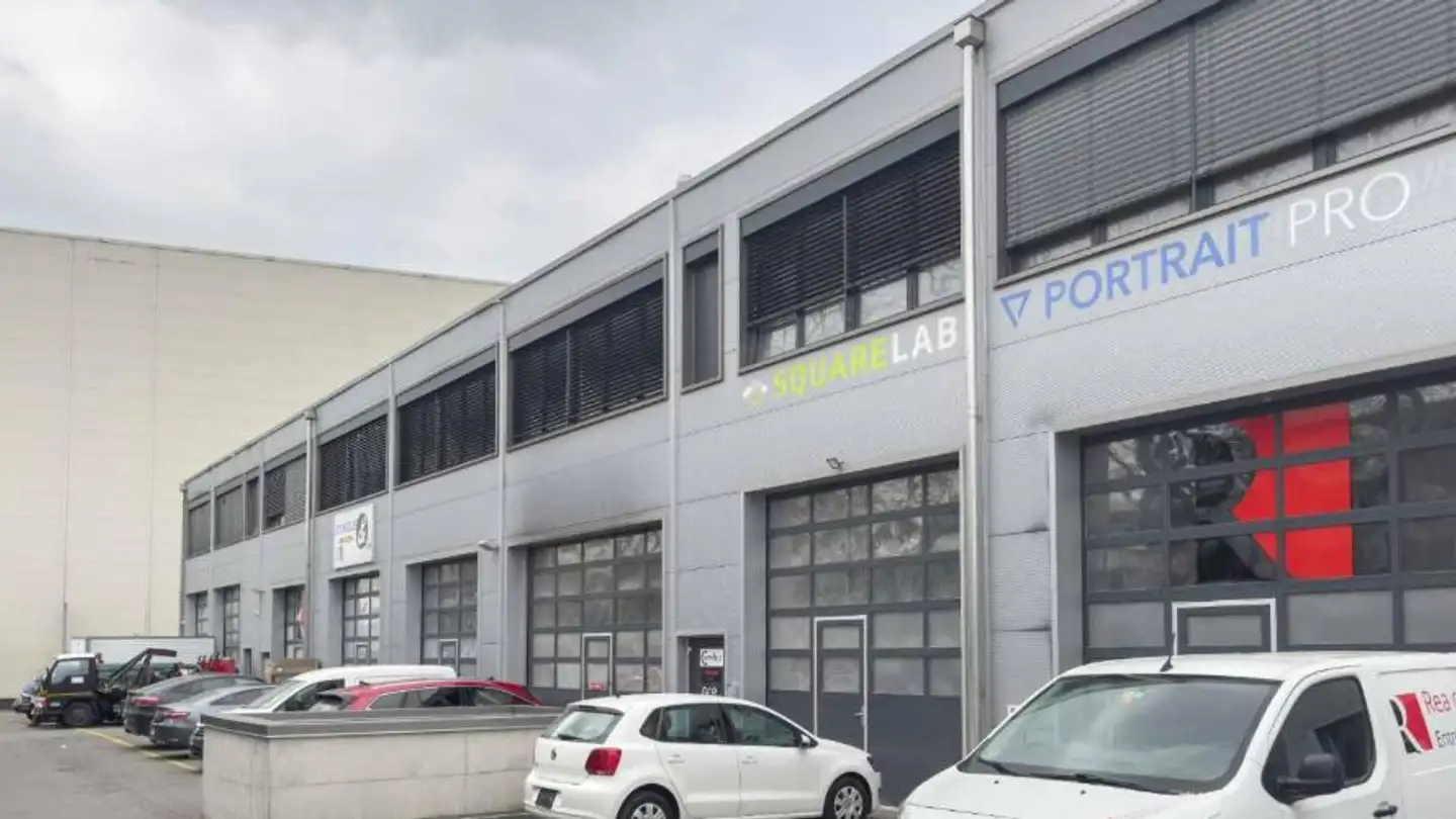 Spazio ufficio in affitto - 1242 Satigny