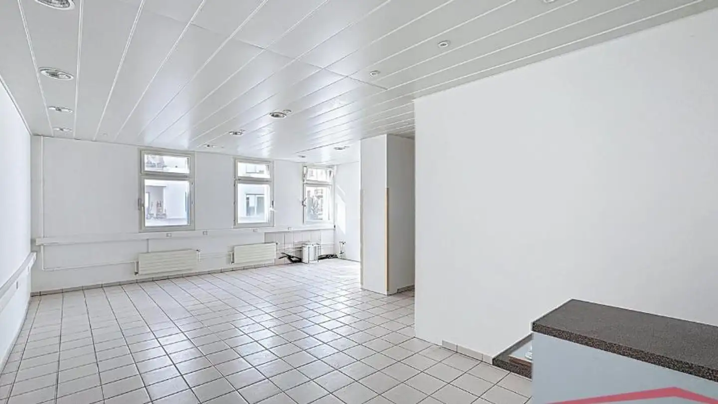 Commercial for rent - Boulevard De Pérolles 18a, 1700 Fribourg