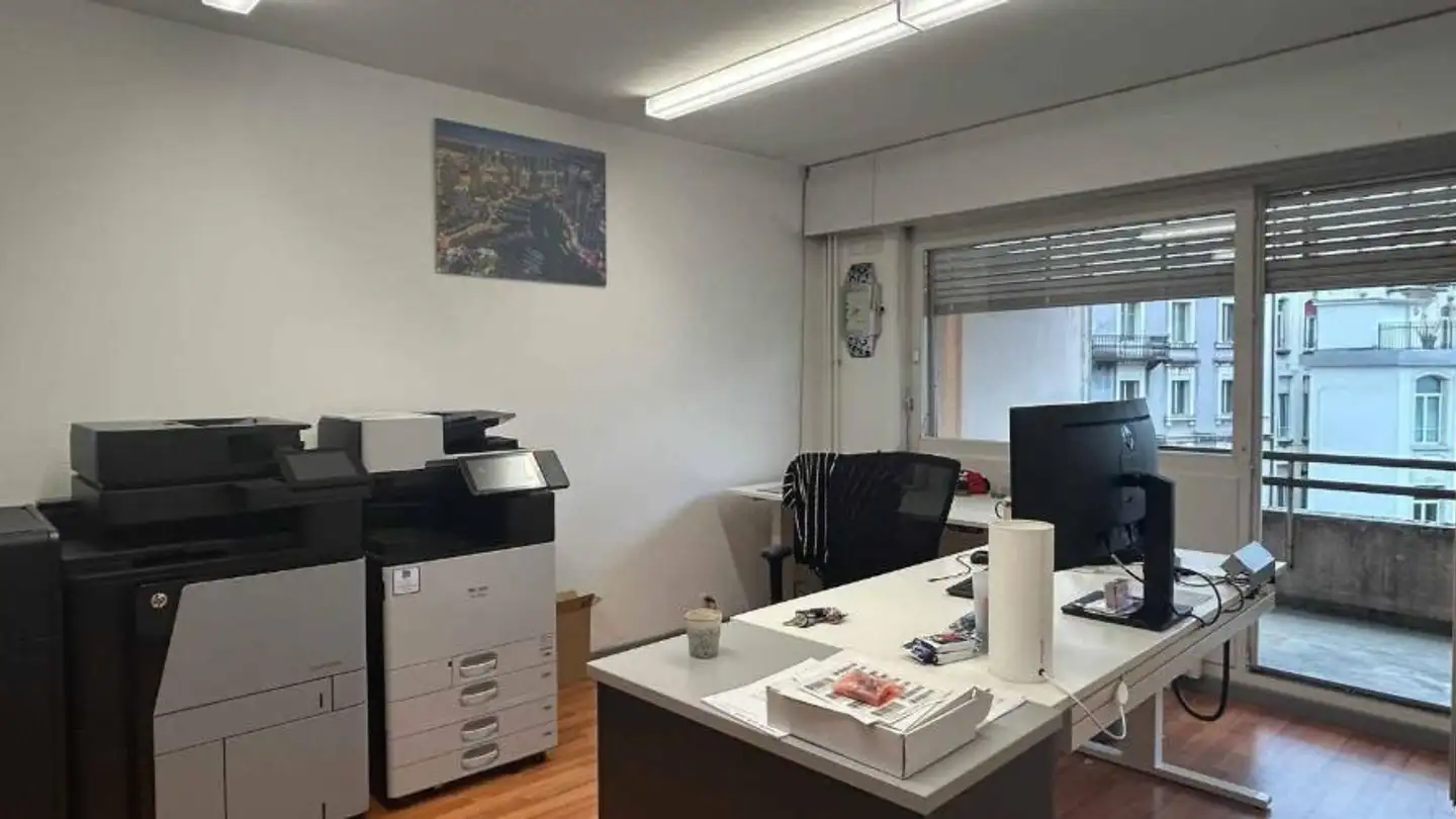 Bureau à louer - 2300 La Chaux-de-Fonds - Photo 3