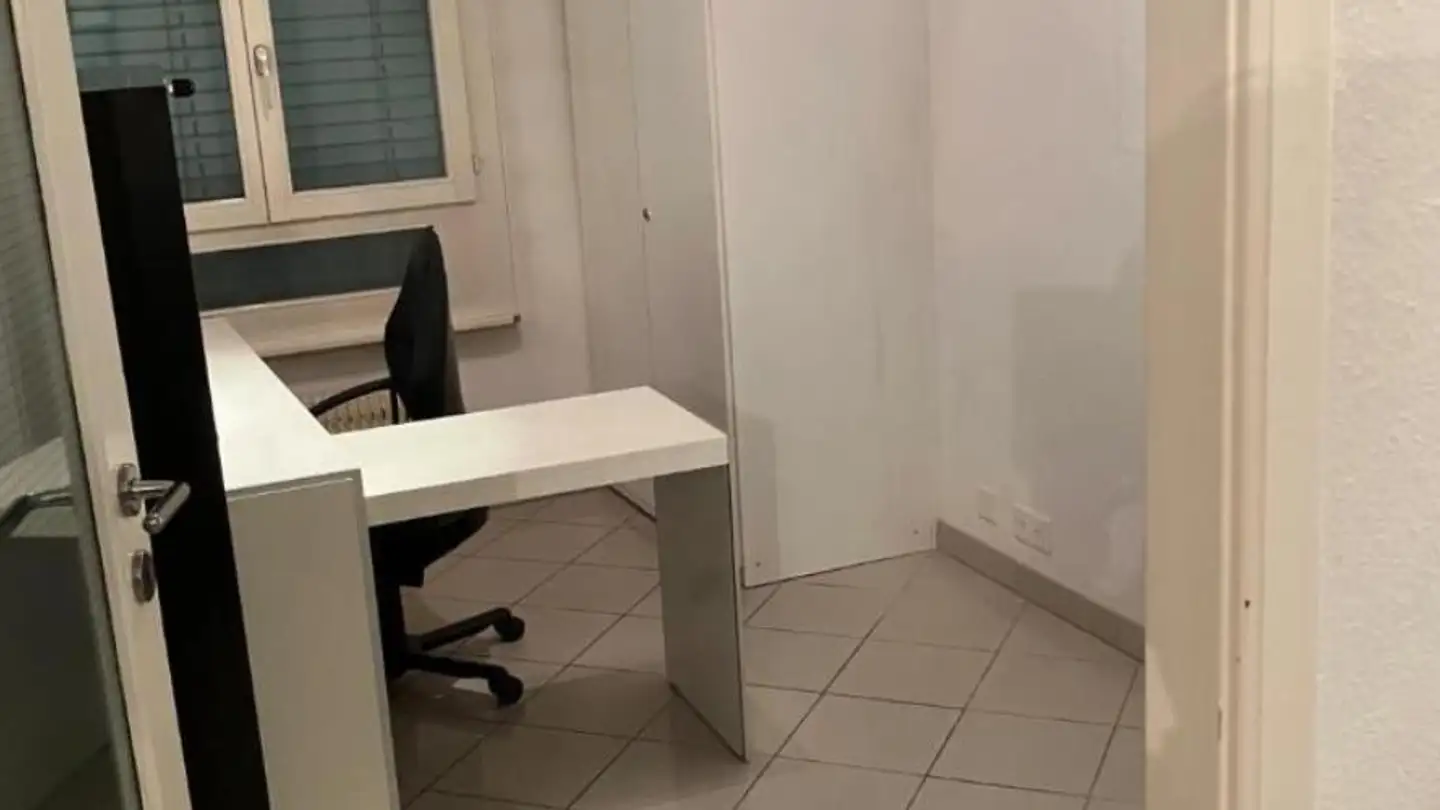 Office space for rent - Avenue De Lavaux 61, 1009 Pully - Photo 4