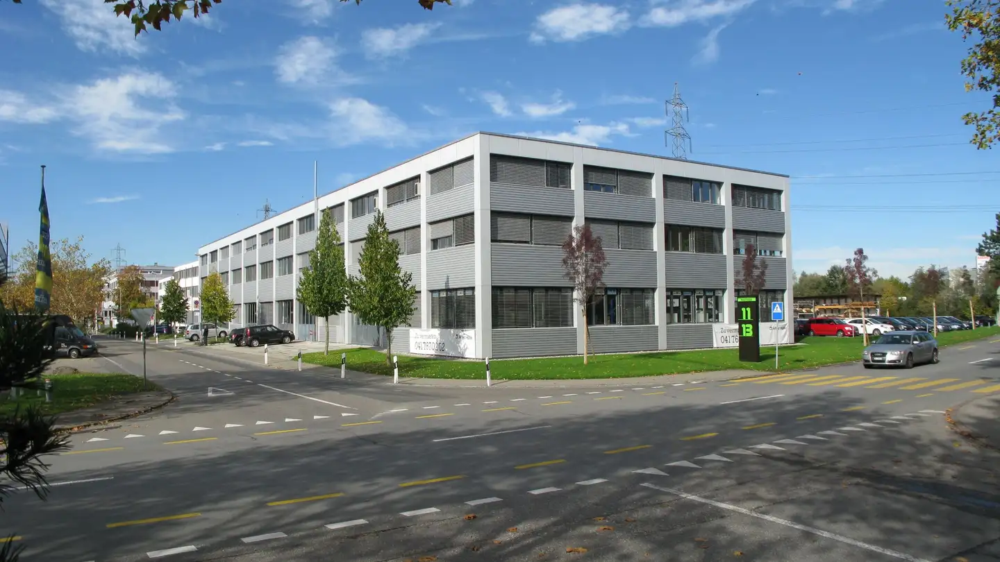 Spazio ufficio in affitto - Riedstrasse 13, 6330 Cham