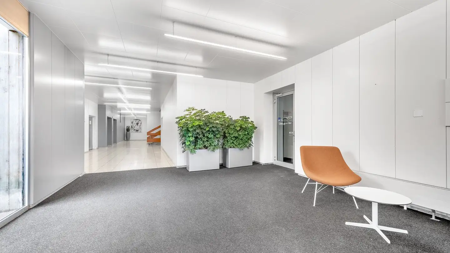 Commercial for rent - Max-Högger-Strasse 2, 8048 Zürich - Photo 3