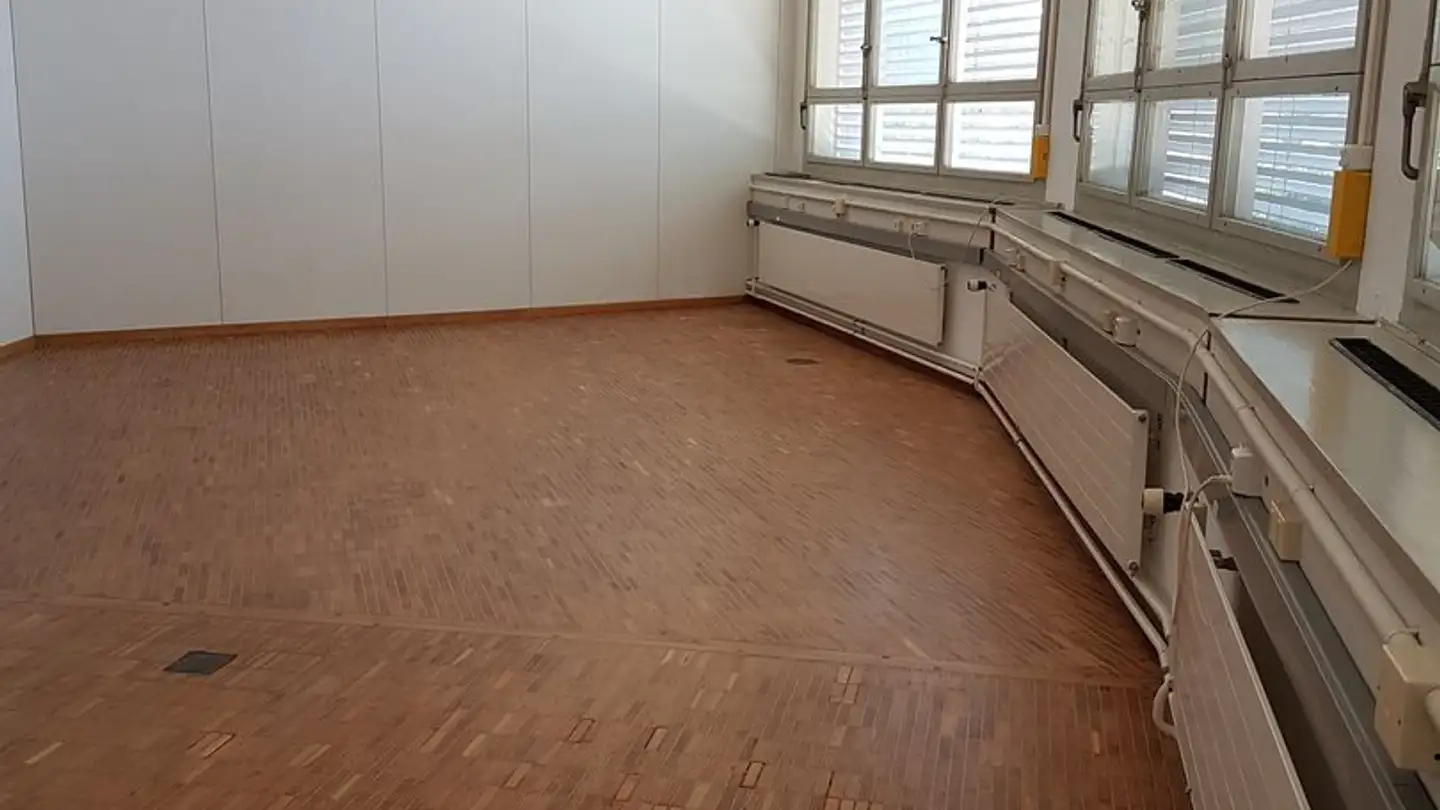 Commercial à louer - Weissensteinstrasse 81, 4500 Solothurn - Photo 3