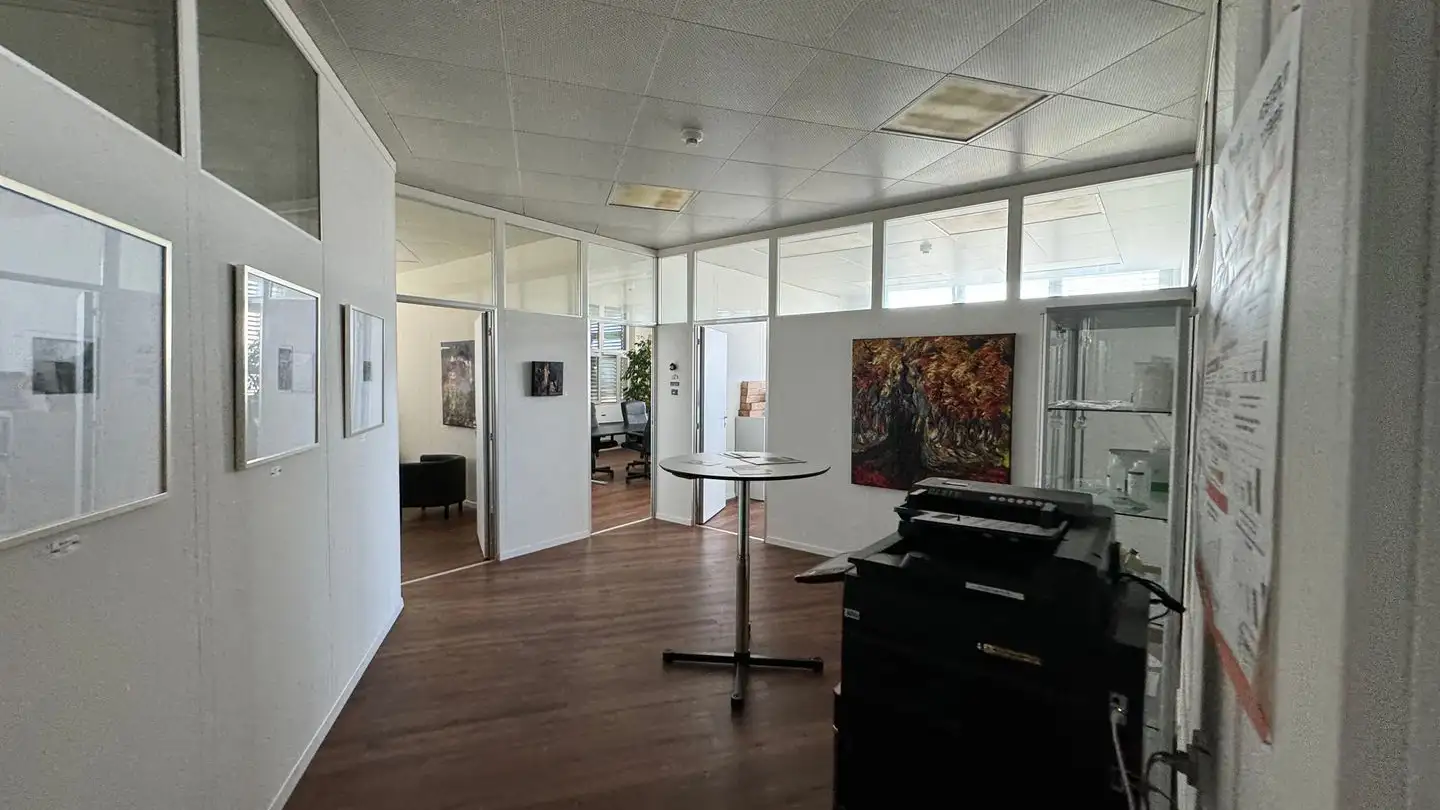 Bureau à louer - Weissensteinstrasse 81, 4500 Solothurn - Photo 2