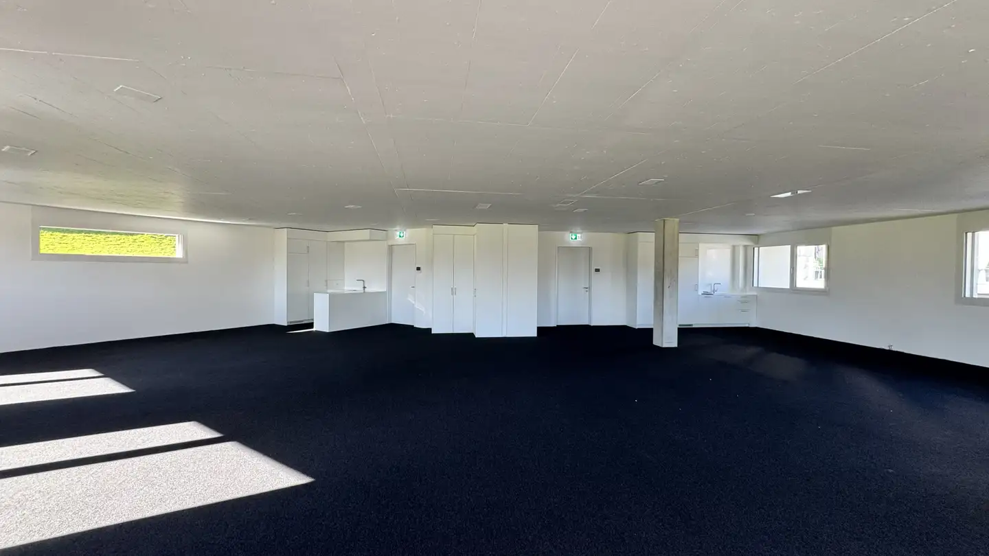 Commercial for rent - Summelenweg, 8808 Pfäffikon SZ - Photo 2
